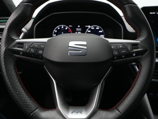 Seat Leon 1.5 TSI FR Launch Edition Navigatie Sideassist Stoelverwarming Parkassist Carplay 245 ActivLease financial lease