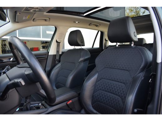 Skoda Kodiaq 1.5 TSI Business Edition | Trekhaak | CarPlay | Pano | Half Leer | Camera ActivLease financial lease