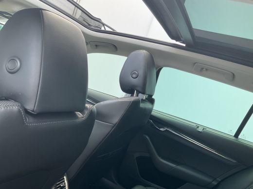 Skoda Octavia Combi 1.4 TSI iV PHEV Business Edition Plus Pano.dak Stoel/Stuur verw. ActivLease financial lease