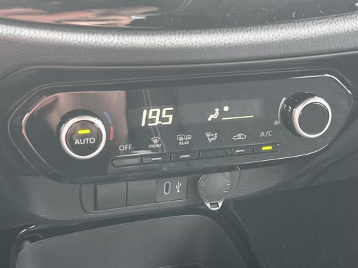 Toyota Aygo 1.0 VVT-i MT Pulse | Pure white met zwart dak | Demonstratie auto | ActivLease financial lease