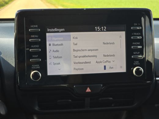 Toyota Yaris 1.5 Hybrid 115 Business - Euro 6 - 95 Pk - Navigatie - ParkeerCamera - AppleCarplay AndroidAuto ActivLease financial lease