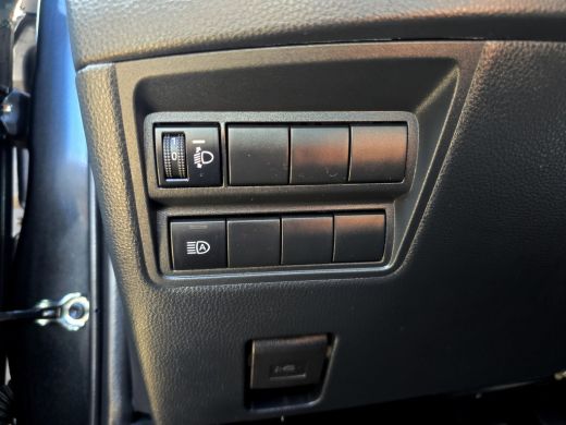 Toyota Yaris 1.5 Hybrid 115 Business - Euro 6 - 95 Pk - Navigatie - ParkeerCamera - AppleCarplay AndroidAuto ActivLease financial lease