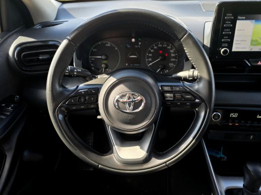 Toyota Yaris 1.5 Hybrid 115 Business - Euro 6 - 95 Pk - Navigatie - ParkeerCamera - AppleCarplay AndroidAuto ActivLease financial lease