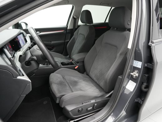 Volkswagen Golf 1.0 TSI Life Business Navigatie Stoel/stuurverwarming Parkassist Sideassist Pdc Acc 201 ActivLease financial lease