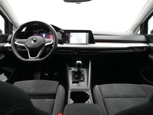 Volkswagen Golf 1.0 TSI Life Business Navigatie Stoel/stuurverwarming Parkassist Sideassist Pdc Acc 201 ActivLease financial lease