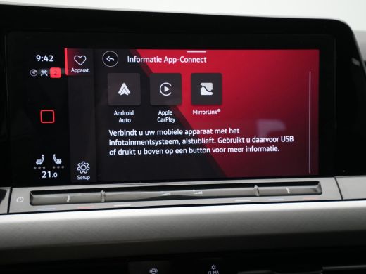 Volkswagen Golf 1.0 TSI Life Business Navigatie Stoel/stuurverwarming Parkassist Sideassist Pdc Acc 201 ActivLease financial lease