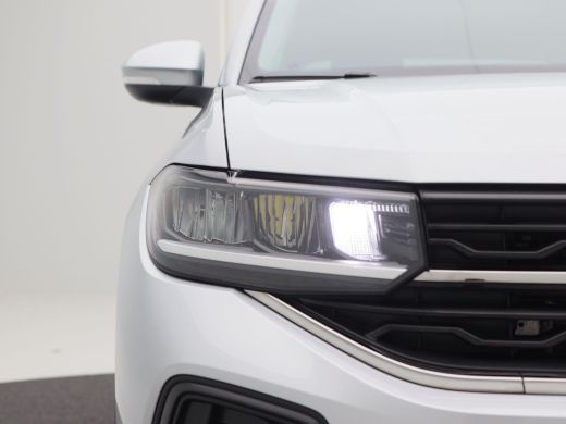 Volkswagen T-Cross 1.0 TSi Life Edition | Adaptive Cruise | Climate Control | Parkeersensoren | Carplay | 16 inch | ... ActivLease financial lease