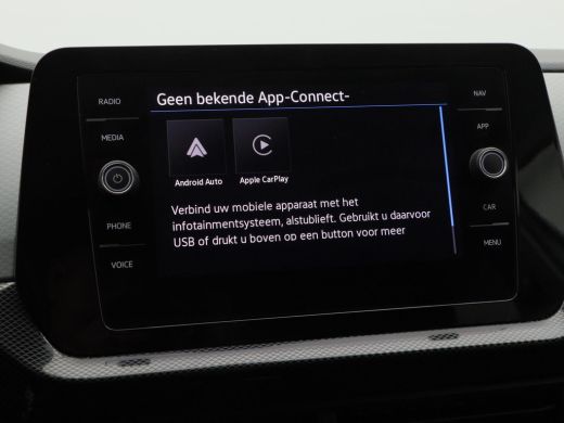 Volkswagen T-Cross 1.0 TSi Life Edition | Adaptive Cruise | Climate Control | Parkeersensoren | Carplay | 16 inch | ... ActivLease financial lease