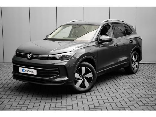 Volkswagen Tiguan Life Edition - eHybrid Inclusief €4000,- inruilvoordeel | 'App-Connect' draadloze smartphone inte...