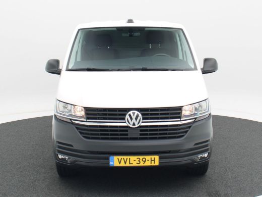 Volkswagen Transporter 2.0 TDi L2H3 28 Comfortline 110 Pk | Trekhaak | Cruise Control | Airco | Carplay | Navigatiesyste... ActivLease financial lease