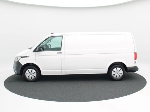 Volkswagen Transporter 2.0 TDi L2H3 28 Comfortline 110 Pk | Trekhaak | Cruise Control | Airco | Carplay | Navigatiesyste... ActivLease financial lease