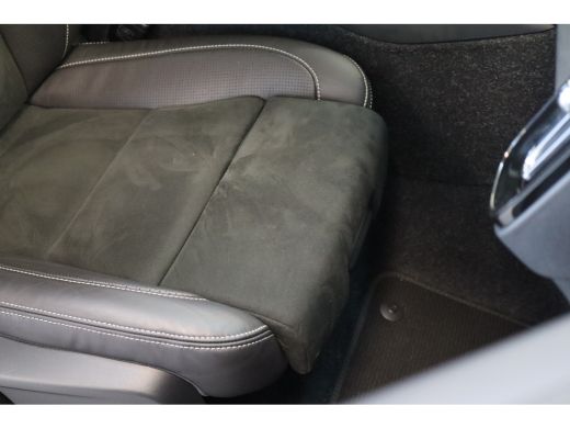 Volvo  XC40 T5 262PK Recharge R-Design | HK Audio | Blis | Power Seats | Trekhaak | Park Assist | Stoel en St... ActivLease financial lease