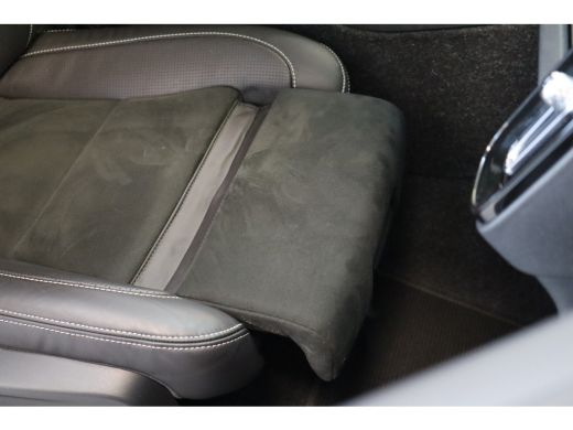 Volvo  XC40 T5 262PK Recharge R-Design | HK Audio | Blis | Power Seats | Trekhaak | Park Assist | Stoel en St... ActivLease financial lease