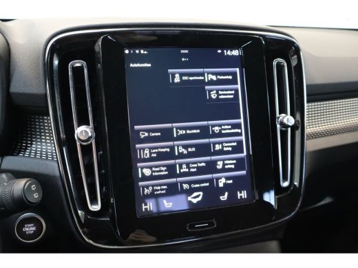 Volvo  XC40 T5 262PK Recharge R-Design | HK Audio | Blis | Power Seats | Trekhaak | Park Assist | Stoel en St... ActivLease financial lease