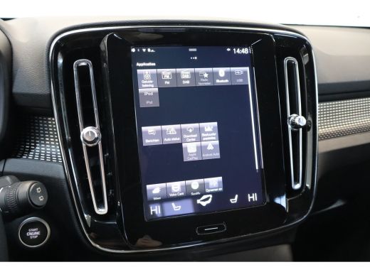 Volvo  XC40 T5 262PK Recharge R-Design | HK Audio | Blis | Power Seats | Trekhaak | Park Assist | Stoel en St... ActivLease financial lease