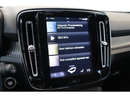 Volvo  XC40 T5 262PK Recharge R-Design | HK Audio | Blis | Power Seats | Trekhaak | Park Assist | Stoel en St... ActivLease financial lease