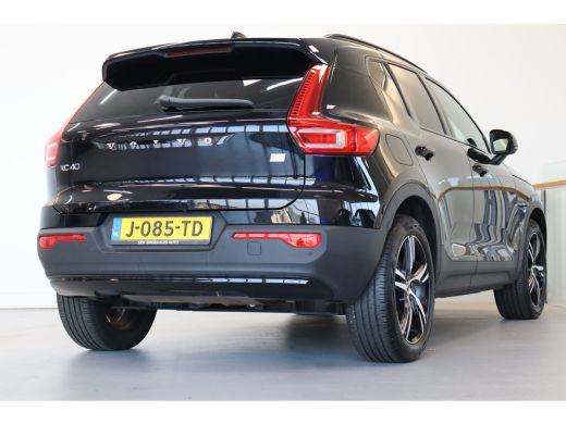 Volvo  XC40 T5 262PK Recharge R-Design | HK Audio | Blis | Power Seats | Trekhaak | Park Assist | Stoel en St... ActivLease financial lease