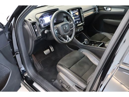 Volvo  XC40 T5 262PK Recharge R-Design | HK Audio | Blis | Power Seats | Trekhaak | Park Assist | Stoel en St... ActivLease financial lease