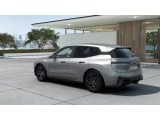 BMW iX xDrive45 M Sport / Trekhaak / Adaptief onderstel / Stoelventilatie / Parking Assistant Profession...