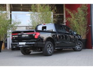 Ford F-150 Lightning Lariat Extended Range | 3500kg trekgewicht! | Schuifdak | 360 Camera | Adaptive Cruise ... Ford F-150 Lightning Lariat Extended Range | 3500kg trekgewicht! | Schuifdak | 360 Camera | Adaptive Cruise ...