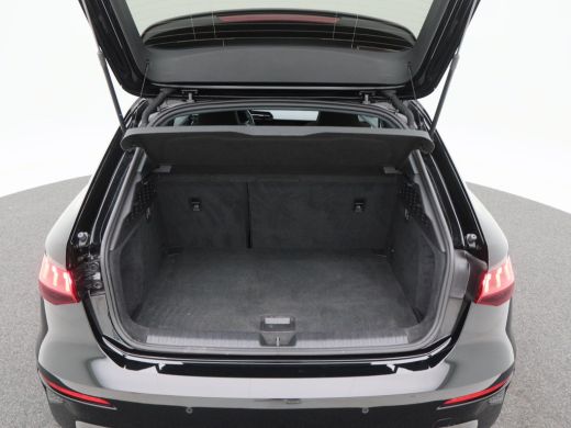 Audi A3 Sportback 30 TFSi 110 Pk Automaat Advanced edition | Panorama Dak | Carplay | Full LED | Cruise C... ActivLease financial lease