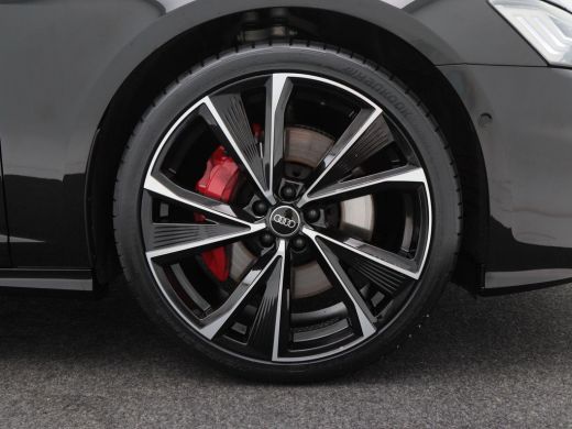Audi A6 Avant 55 TFSi e 367 Pk quattro S-Line Competition Automaat | 360° Camera | Trekhaak | Panoramadak... ActivLease financial lease