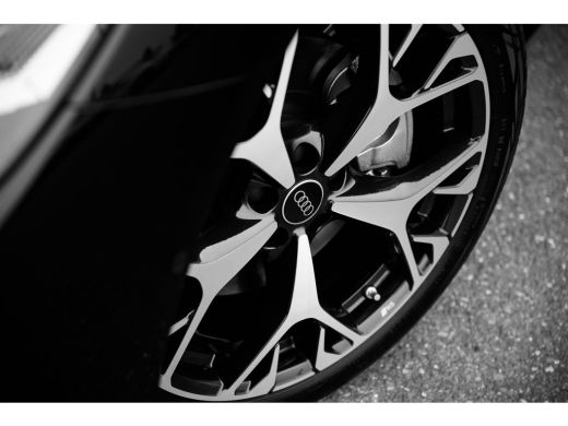 Audi A6 Avant S edition | Adaptive cruise control | Airconditioning 4-zones | Audi sound system ActivLease financial lease