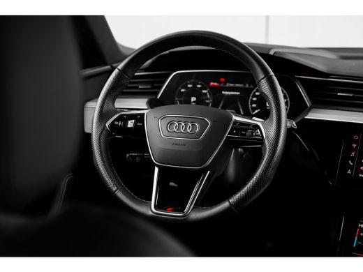 Audi e-tron 55 quattro S edition 95 kWh 408PK | Stoelverw. voor | Camera achter | Elek. stoelen + geheugen | ... ActivLease financial lease