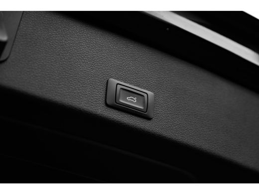 Audi e-tron 55 quattro S edition 95 kWh 408PK | Stoelverw. voor | Camera achter | Elek. stoelen + geheugen | ... ActivLease financial lease