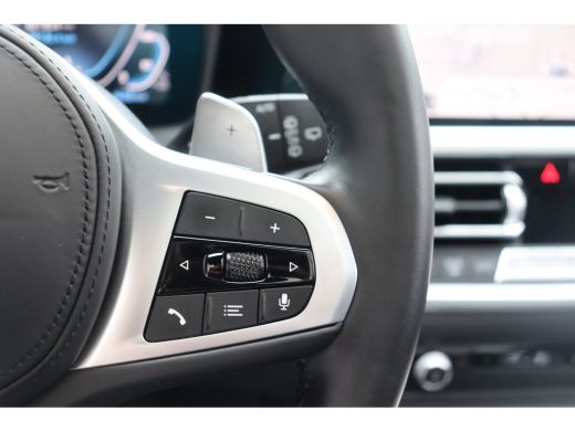 BMW 3 Serie Touring 330e High Executive M Sport Automaat / Panoramadak / Sportstoelen / Achteruitrijcamera / ... ActivLease financial lease