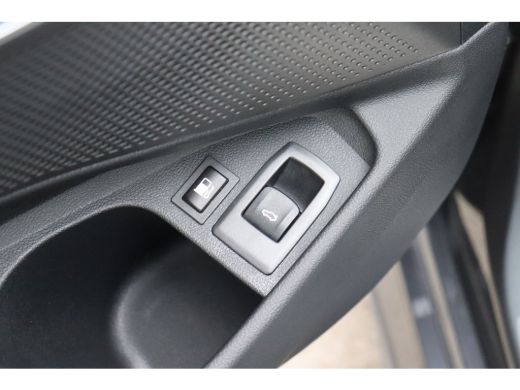 BMW 3 Serie Touring 330e High Executive M Sport Automaat / Panoramadak / Sportstoelen / Achteruitrijcamera / ... ActivLease financial lease