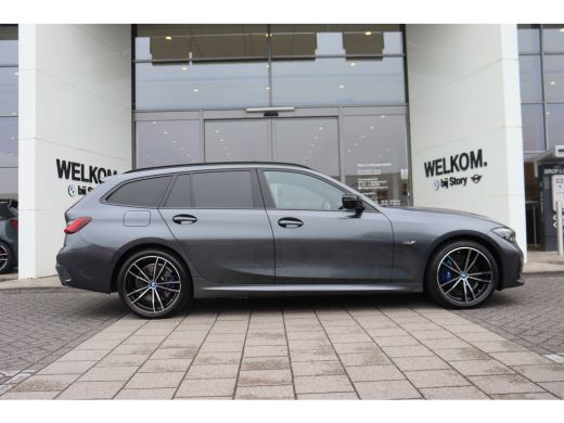 BMW 3 Serie Touring 330e High Executive M Sport Automaat / Panoramadak / Sportstoelen / Achteruitrijcamera / ... ActivLease financial lease