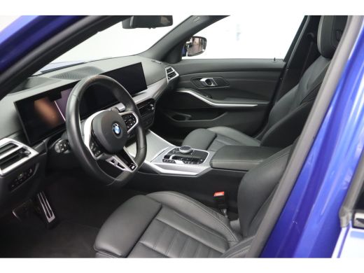 BMW 3 Serie Touring 330i xDrive High Executive M Sport Automaat / Panoramadak / Trekhaak / Sportstoelen / Ada... ActivLease financial lease