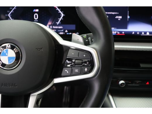 BMW 3 Serie Touring 330i xDrive High Executive M Sport Automaat / Panoramadak / Trekhaak / Sportstoelen / Ada... ActivLease financial lease