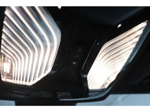 BMW 3 Serie Touring 330i xDrive High Executive M Sport Automaat / Panoramadak / Trekhaak / Sportstoelen / Ada... ActivLease financial lease