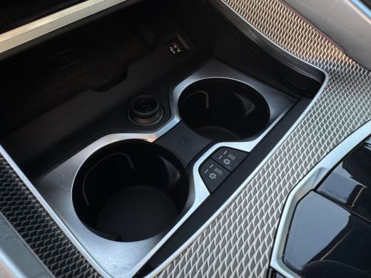 BMW X6 xDrive40i High Executive HUD | H&K | Pano | Luchtvering | 360 Camera | Stuurverwarming | Memory s... ActivLease financial lease