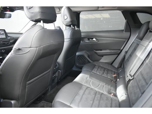 Citroën C5 X 1.6 Plug-in Hybrid 225 Shine | Schuif-/Kanteldak | Elektr. Achterklep | Stuur/Stoelverwarming | N... ActivLease financial lease