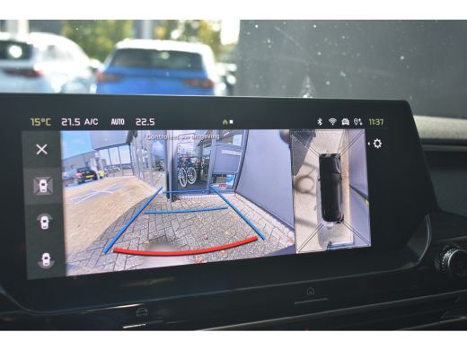 Citroën C5 X 1.6 Plug-in Hybrid 225 Shine | Schuif-/Kanteldak | Elektr. Achterklep | Stuur/Stoelverwarming | N... ActivLease financial lease