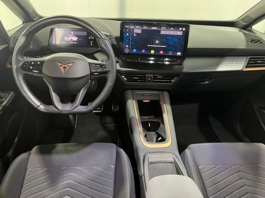 CUPRA Born Business 62 kWh 204 Pk Automaat | Navigatie | Adaptive Cruise | 18 Inch | Privacy Glass | Camera ... ActivLease financial lease