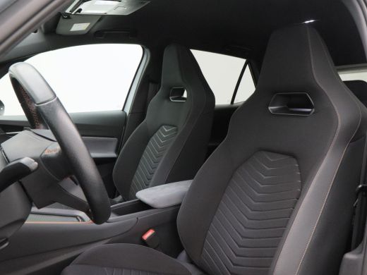 CUPRA Born Business 62 kWh 204 Pk Automaat | Navigatie | Adaptive Cruise | 18 Inch | Privacy Glass | Camera ... ActivLease financial lease