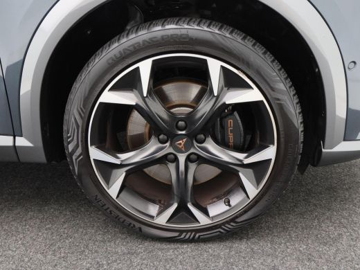 CUPRA Formentor 1.4 e-Hybrid 245 Pk Automaat VZ Performance | Panoramadak | Trekhaak | Adaptive Cruise | Elektris... ActivLease financial lease