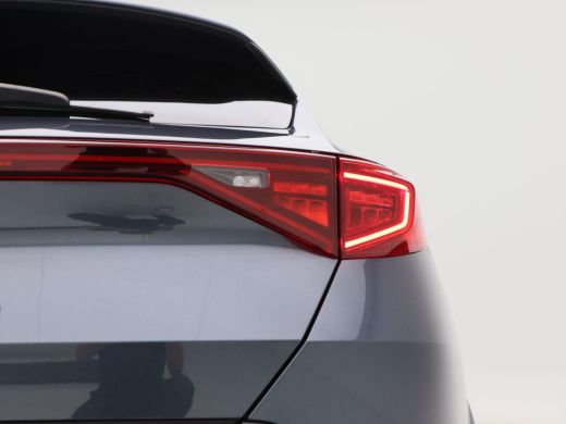 CUPRA Formentor 1.4 e-Hybrid 245 Pk Automaat VZ Performance | Panoramadak | Trekhaak | Adaptive Cruise | Elektris... ActivLease financial lease