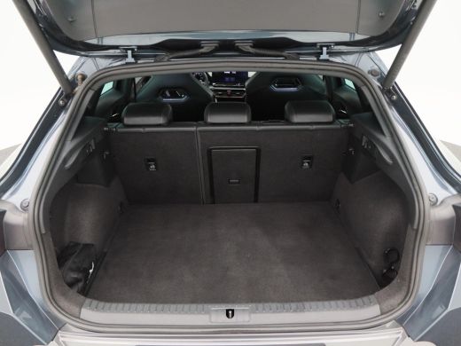 CUPRA Formentor 1.4 e-Hybrid 245 Pk Automaat VZ Performance | Panoramadak | Trekhaak | Adaptive Cruise | Elektris... ActivLease financial lease