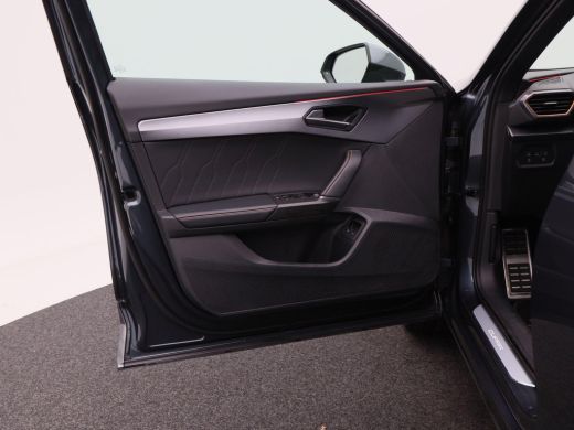CUPRA Formentor 1.4 e-Hybrid 245 Pk Automaat VZ Performance | Panoramadak | Trekhaak | Adaptive Cruise | Elektris... ActivLease financial lease