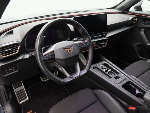 CUPRA Formentor 1.4 e-Hybrid 245 Pk Automaat VZ Performance | Panoramadak | Trekhaak | Adaptive Cruise | Elektris... ActivLease financial lease