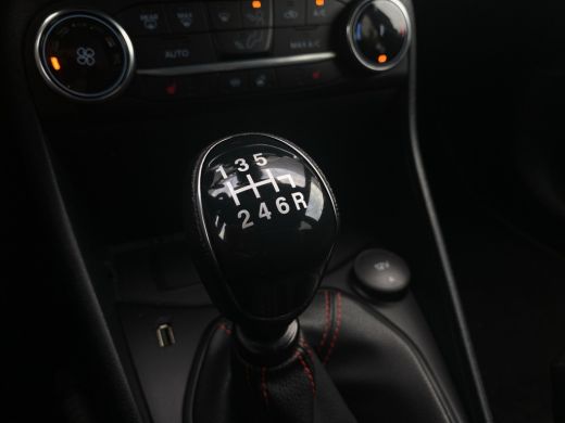 Ford Fiesta 1.0 E.B. 125 PK Hybrid ST-Line X Matrix LED Koplampen | B&O audio | Adapt. Cruise | Winter-pack |... ActivLease financial lease