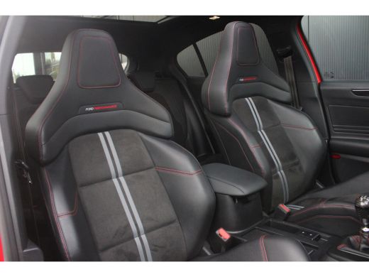 Ford Focus 2.3 E.B. 280PK ST-X | Pano-dak | Performance Pack | B&O audio | FULL option! | Full adaptive LED ... ActivLease financial lease