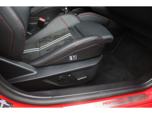 Ford Focus 2.3 E.B. 280PK ST-X | Pano-dak | Performance Pack | B&O audio | FULL option! | Full adaptive LED ... ActivLease financial lease