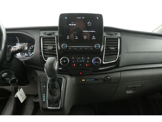 Ford Transit Custom 280 2.0 TDCI 170PK L1H1 | Automaat | Airco | Cruise | 3-Zits | Trekhaak | Carplay | Camera ActivLease financial lease