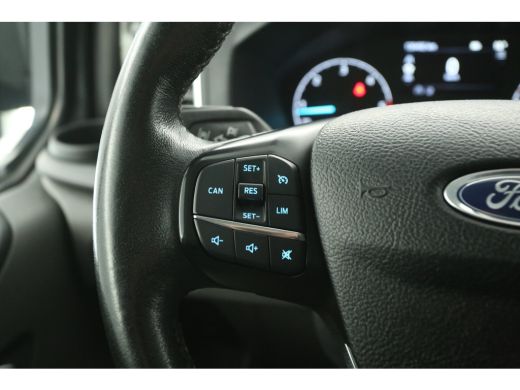 Ford Transit Custom 280 2.0 TDCI 170PK L1H1 | Automaat | Airco | Cruise | 3-Zits | Trekhaak | Carplay | Camera ActivLease financial lease